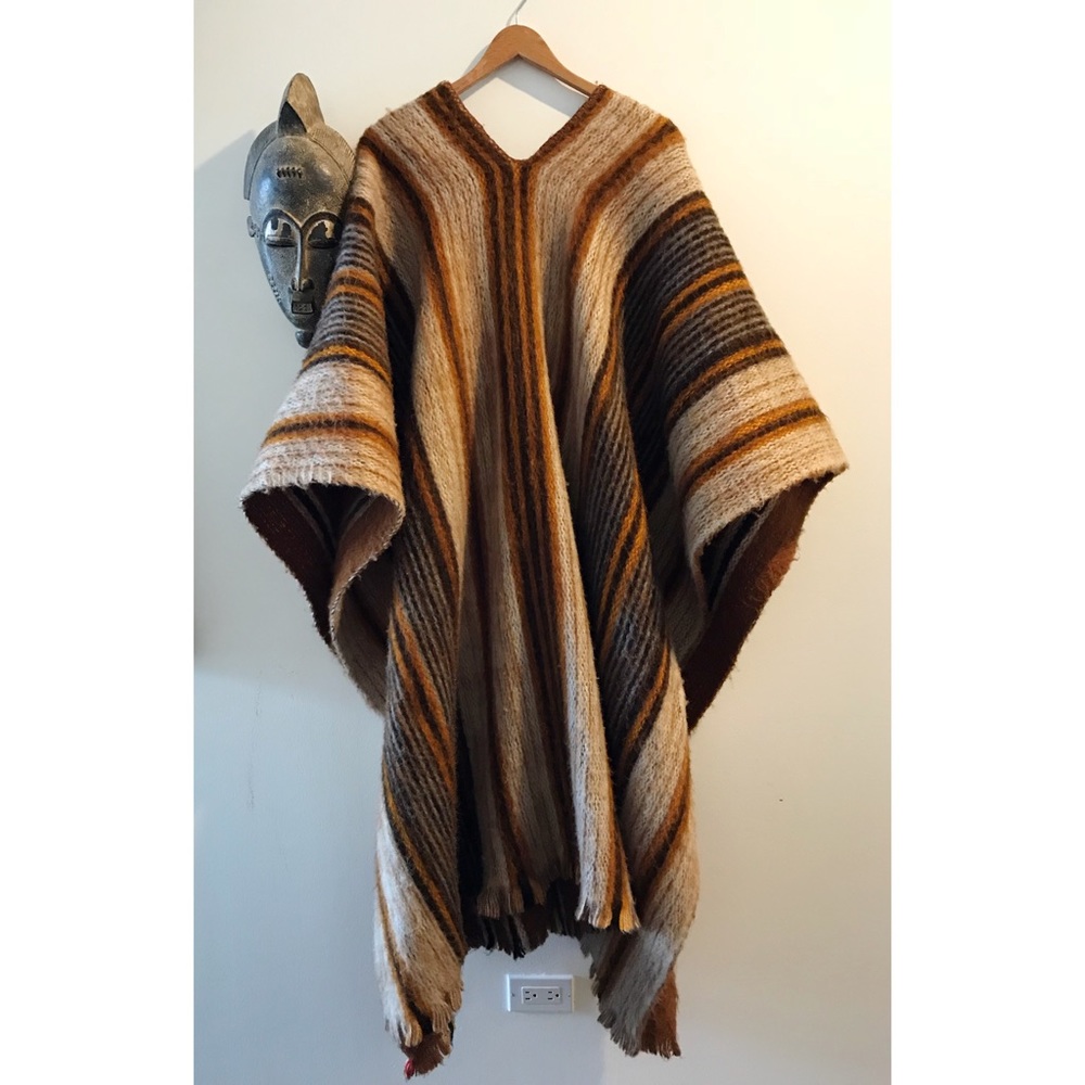 The Coolest Poncho Ever🙌🏽
